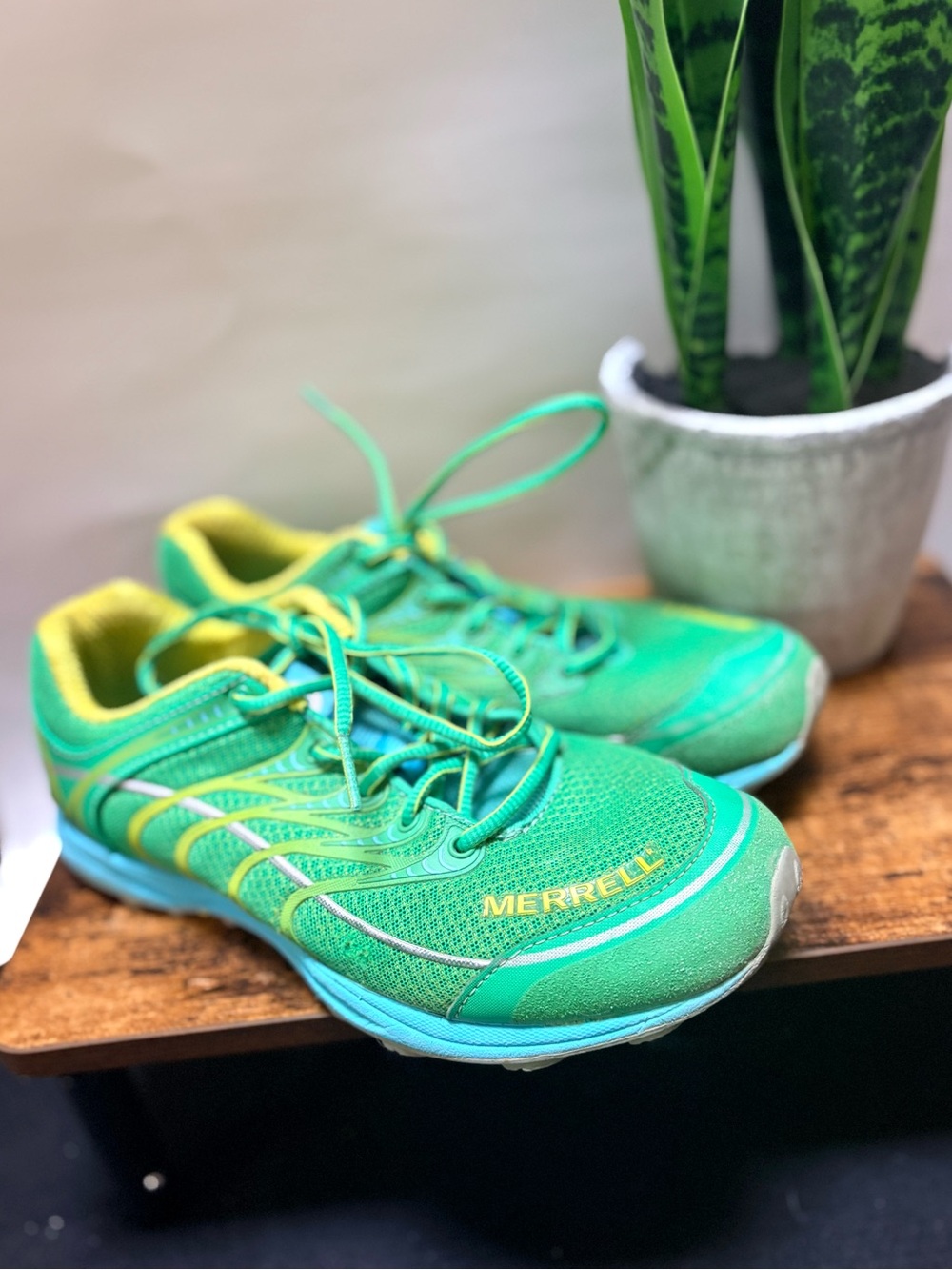Merrell | Mix Master Glide Trail Running Shoe - Women's 7, Island Green